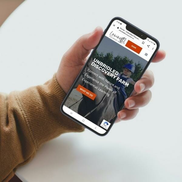 mobile web design of unbridled discovery farm